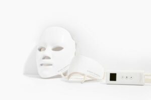 Shani Darden By Déesse Pro LED Light Therapy Mask