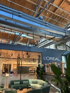 A Sitting Area In L'Oreal's West Coast Headquarters.