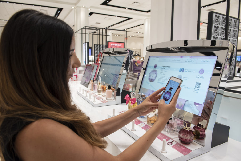 What Retailers Can Learn from Macy’s and Walmart’s Omnichannel