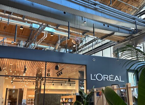 A Sitting Area In L'Oreal's West Coast Headquarters.