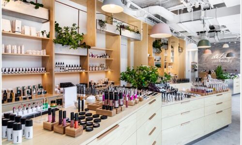 Elena Severin, Senior Director of Merchandising at Los Angeles-based clean beauty retailer, The Detox Market, tells Beauty News what consistently sells out online and in the chain’s six stores — and how their chatty customers are the key to building blockbuster brands.