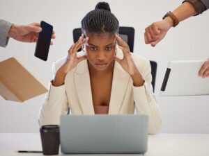 A working women at risk of burning out