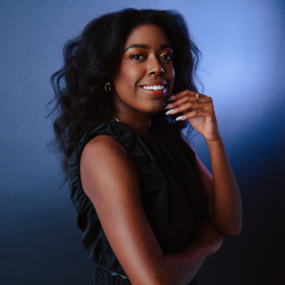 Nicole Clay Headshot